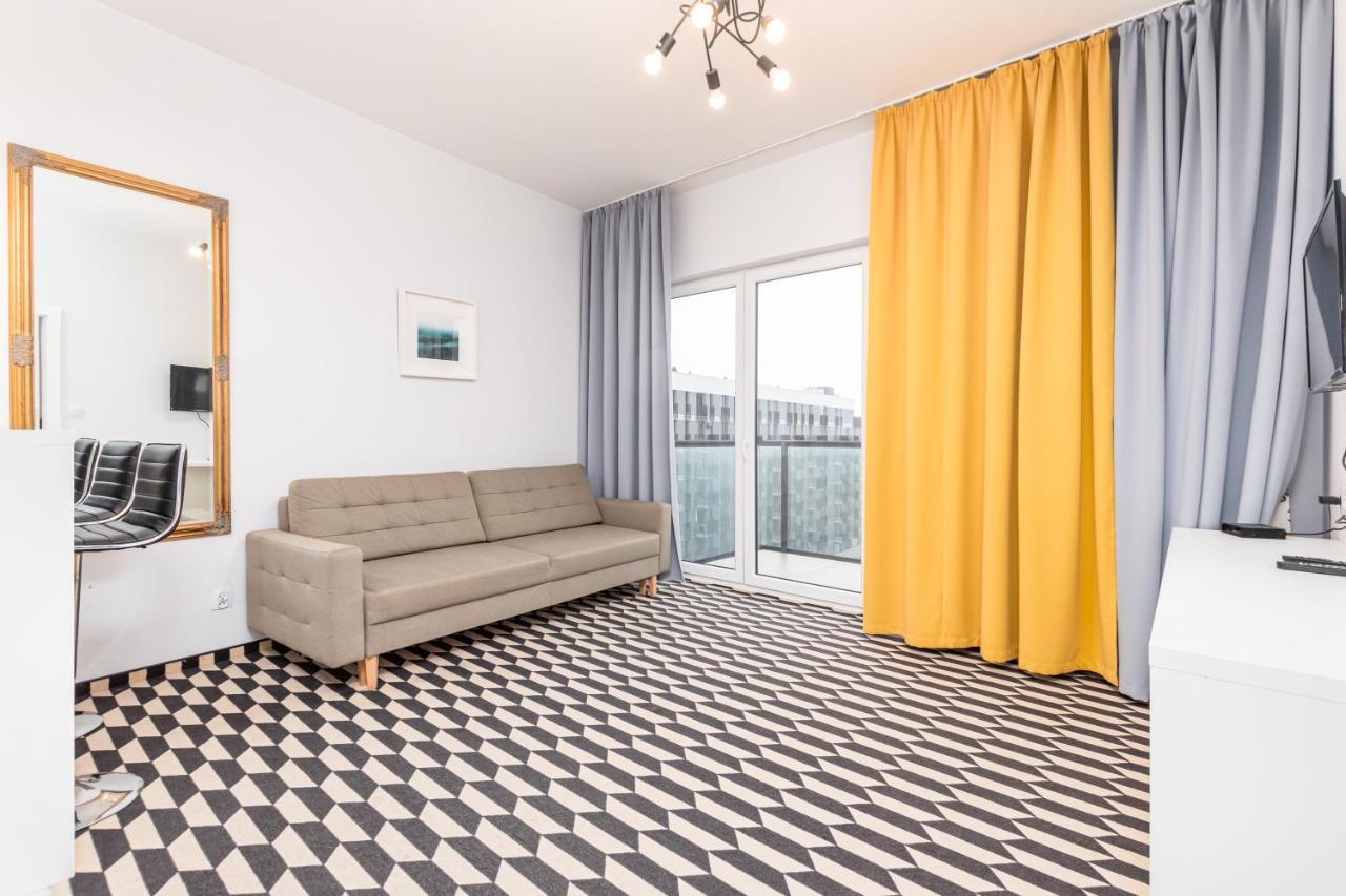 Prymasa Tysiaclecia 83A C - D By Homeprime Варшава Экстерьер фото